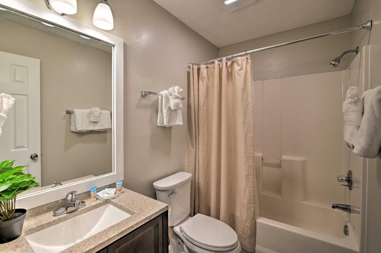 Swim, Golf, Play - Beachy River Oaks Condo! Миртл-Бич Экстерьер фото